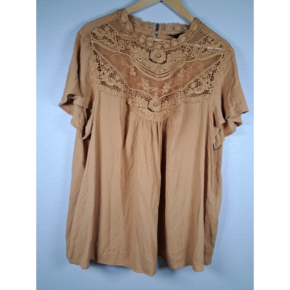 Torrid Womens 2 XL Camel Tan Crochet Lace Yoke Short Sleeve Blouse Boho Top